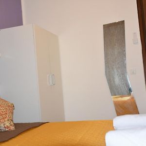 Camera con letto queen size
